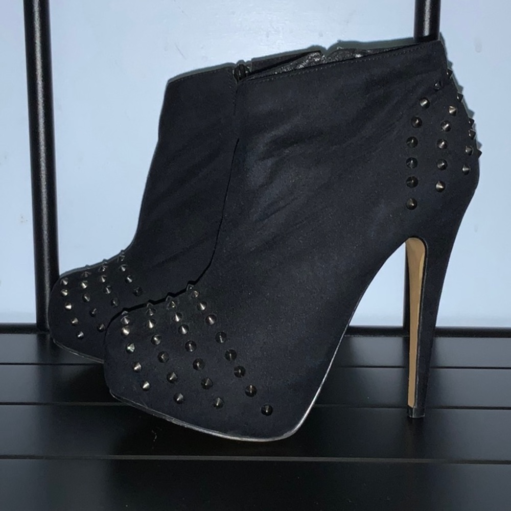 ALDO black studded bootie size 7.5 US